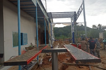 Cung cấp cầu nâng 1 trụ Kaspi và cầu nâng 2 trụ Konia cho trung tâm chăm sóc xe của anh Kiệt tại tỉnh Đak Nông